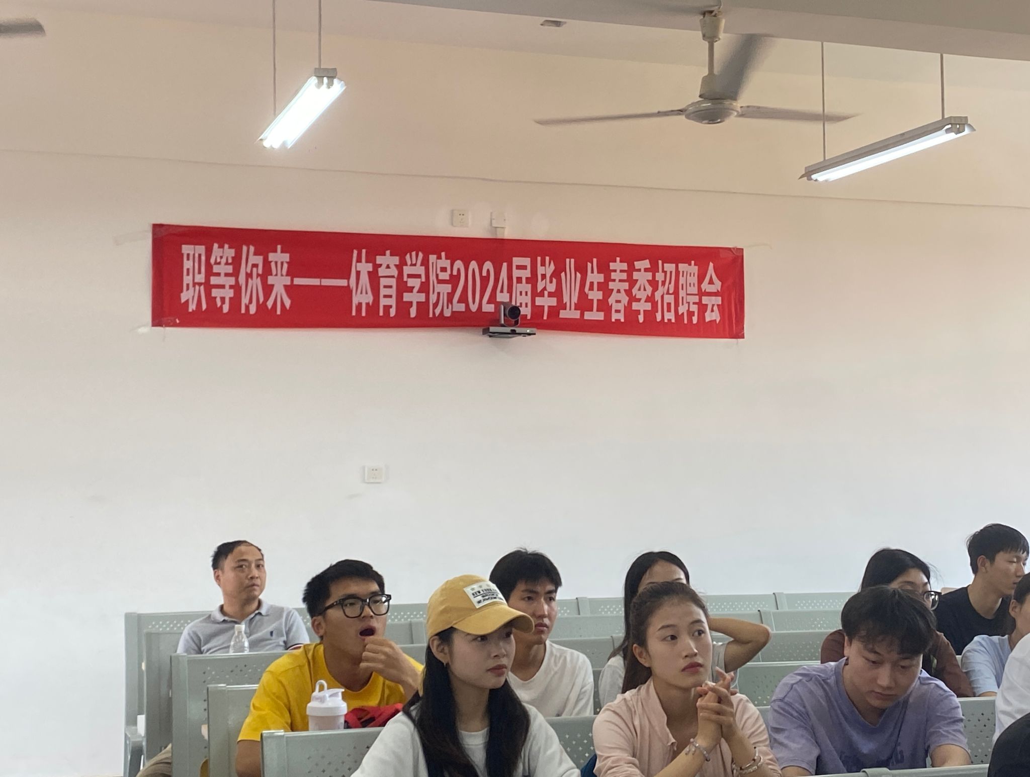 ce882c919d4f94e7e7ffb27e0e4621e